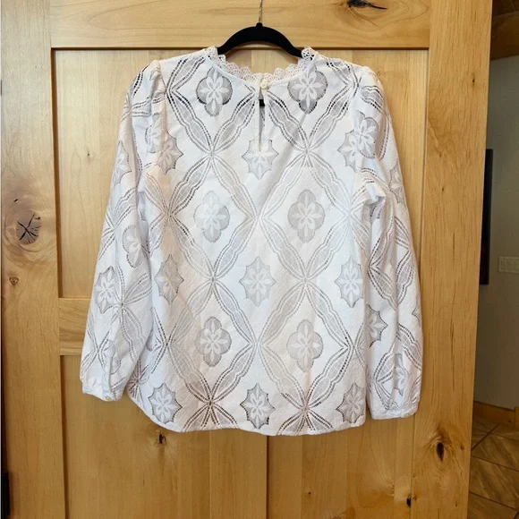 LOFT Mosaic Lace Blouse, Size M, White - Picture 5 of 8
